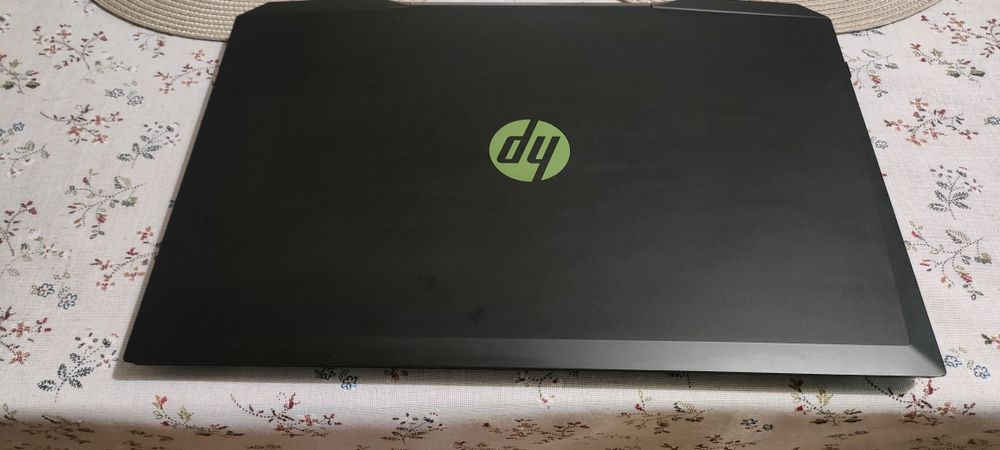 HP Pavilion 17.3 games  piękny jak ze  sklepu .. Zamienię na tańszy