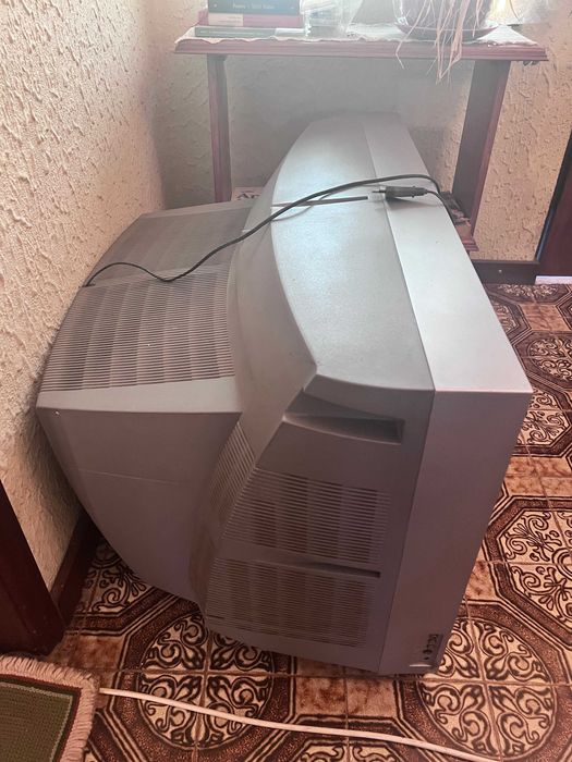 TV Samsung CRT 31"