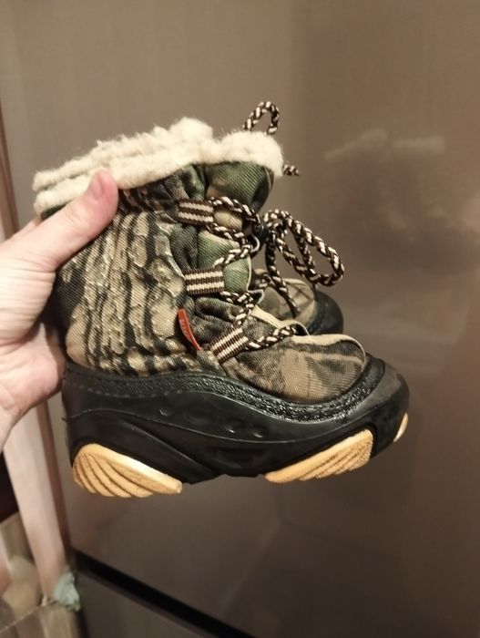 Зимние сапожки на мальчика