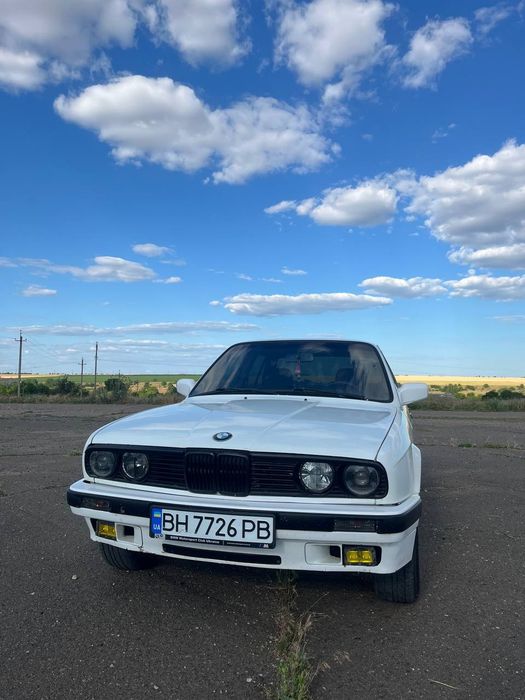 Продам BMW E30 дизельная