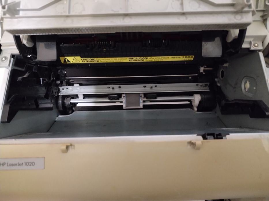 Принтер робочий HP 1020