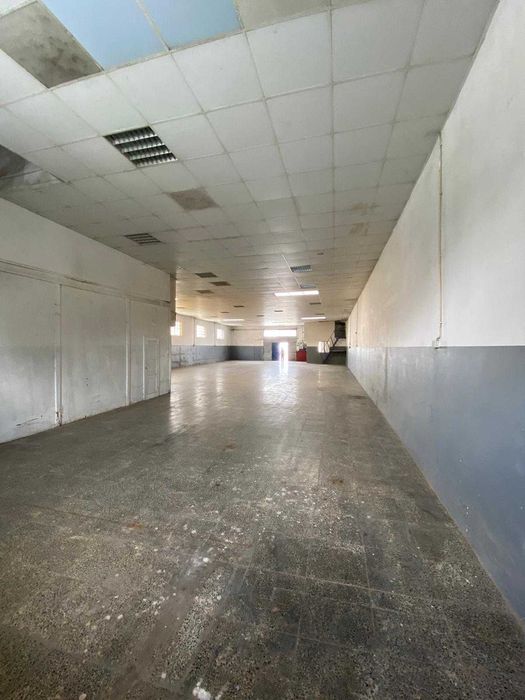 Armazém 400m2 para alugar