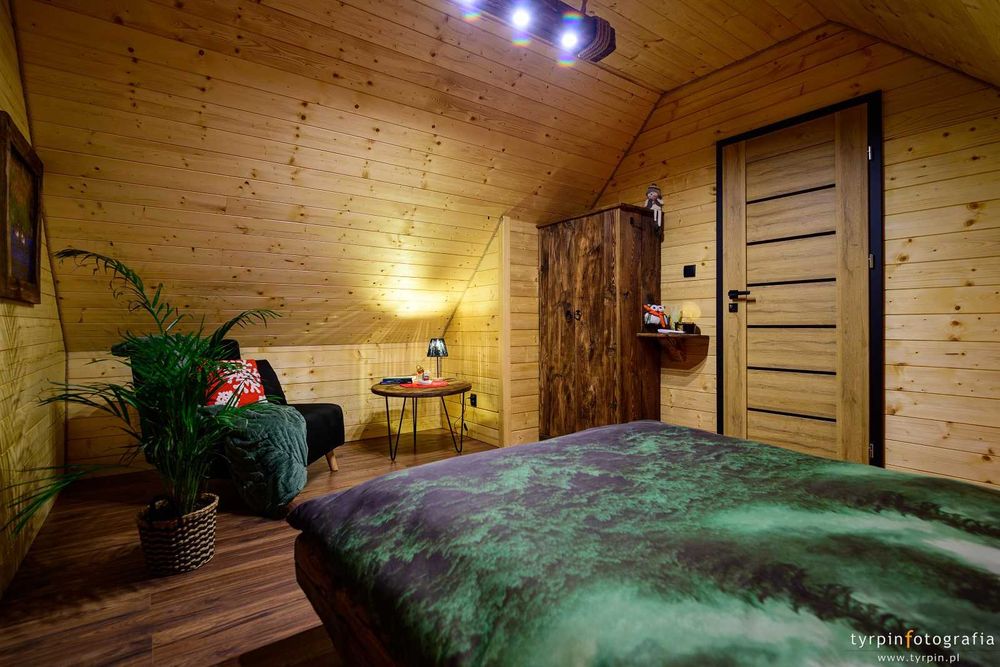 Domek całoroczny ,,Chatka Zimorodka" Wynajem nocleg balia z Jacuzzi