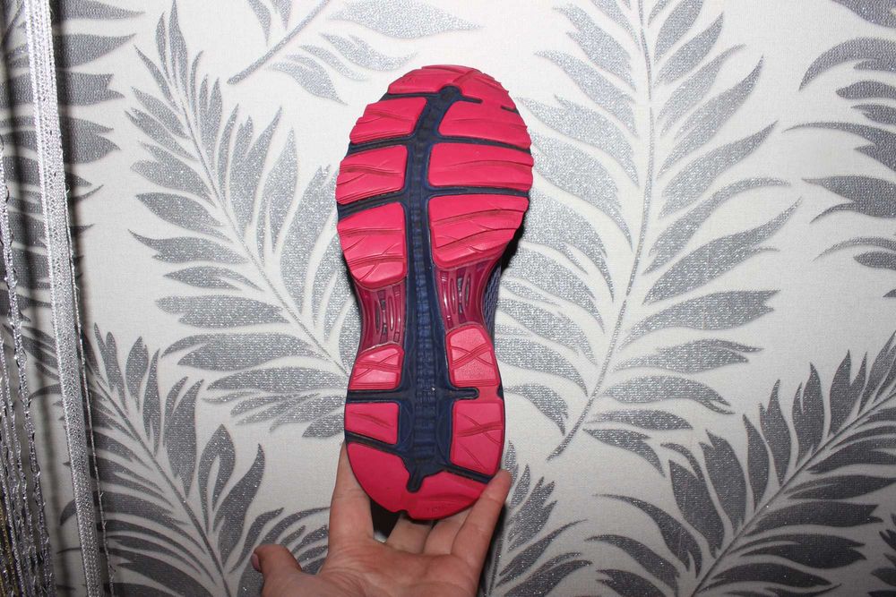 Asics кросівки 23.8 см устілка