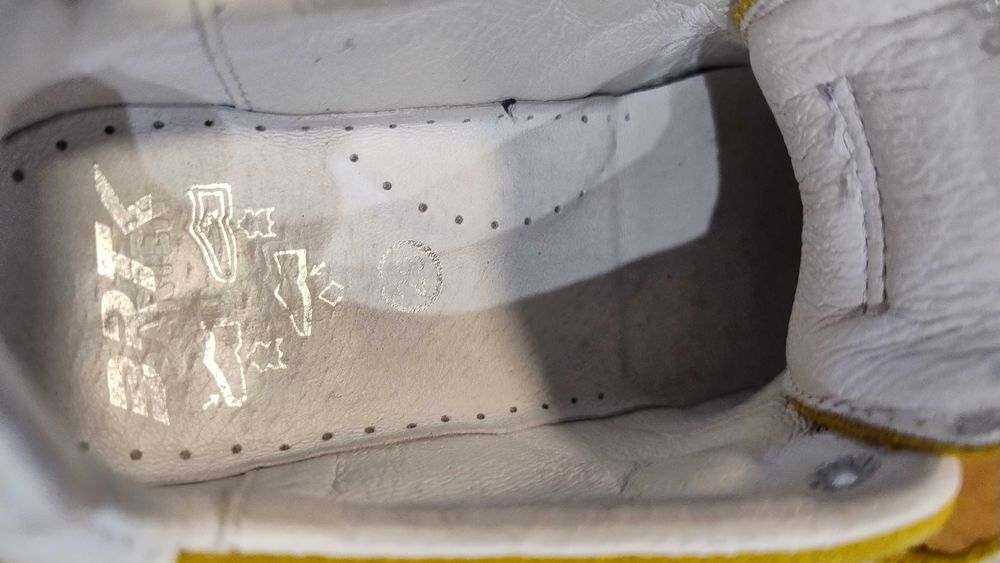 Buty ze skóry .Bartek rozmiar 29