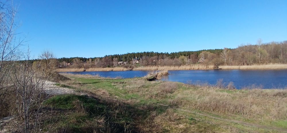 Продам 2 земельні ділянки.