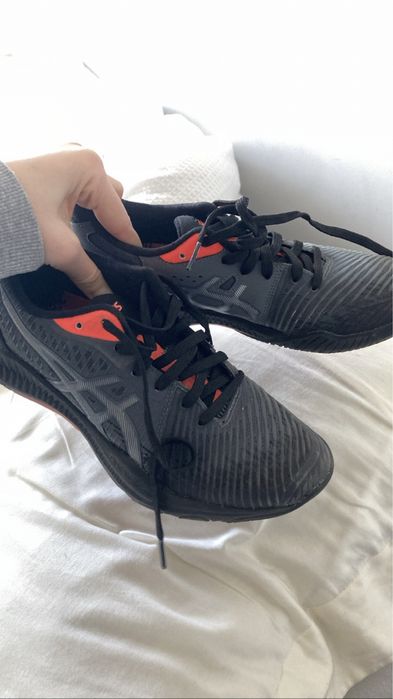 Professional Volleyball Shoes Asics