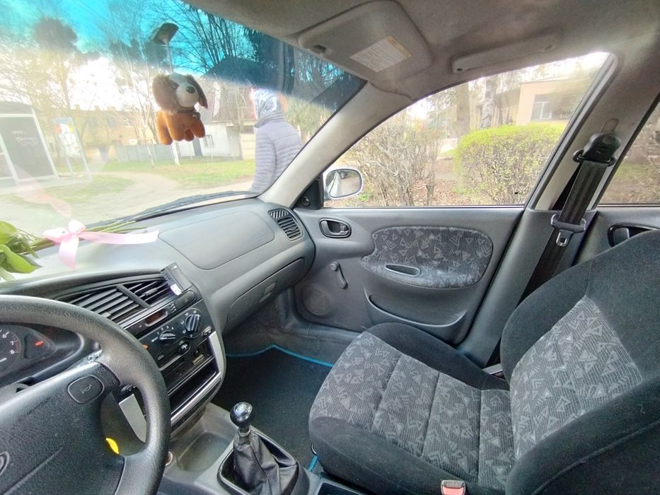 Продам автомобіль Daewoo Lanos 1.5