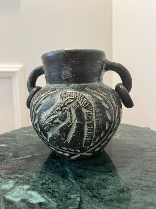 Waza z motywem konia