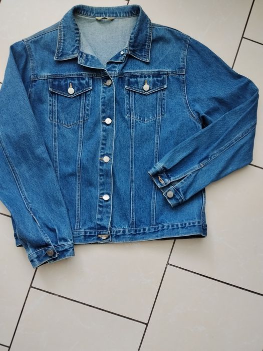 Куртка женская джинсовая