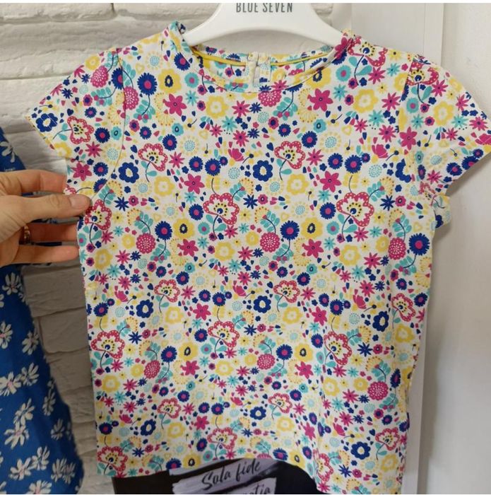 Футболки на дівчинку 5-6р 110-116см