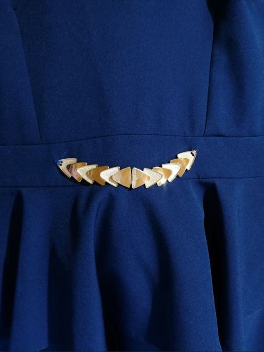 Sukienka Granatowa Dziewczęca Z Falbankami