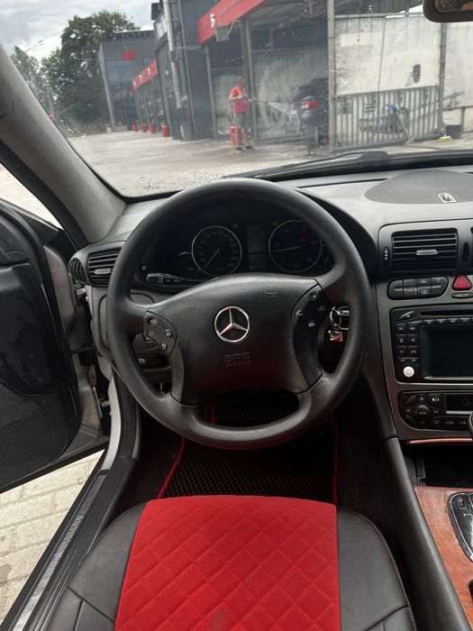 Мерседес 2,2дизель w203