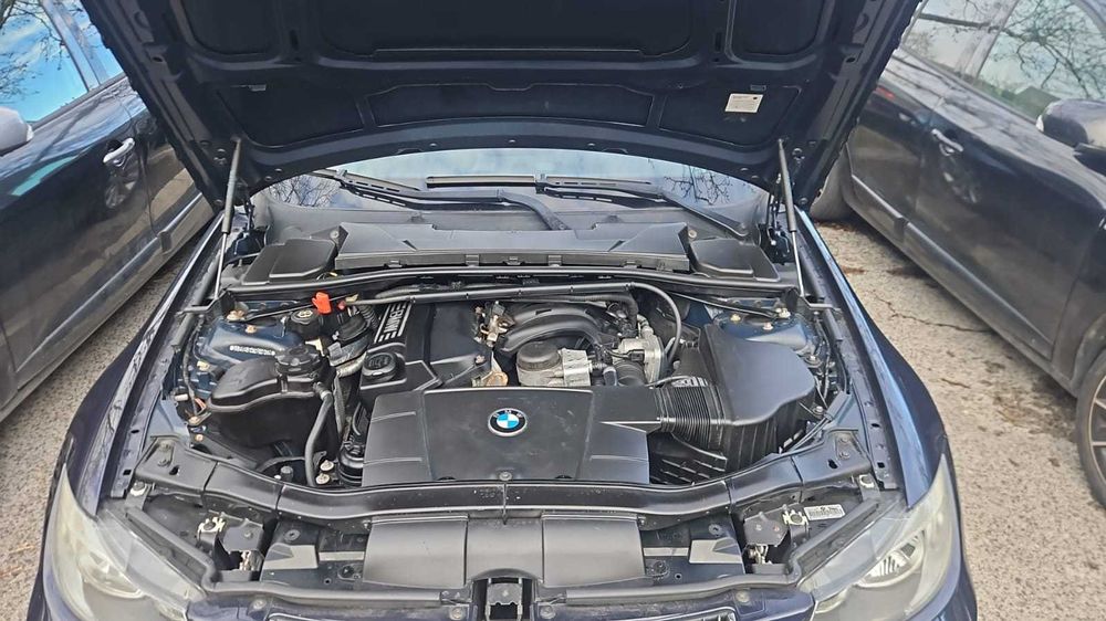 BMW Série 1 (E90) 318i - Excelente Estado - Matrícula Holandesa (Para Legalizar) Apenas pessoas serias