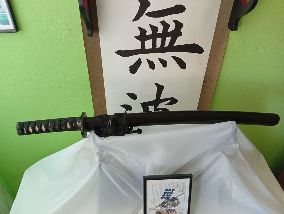 Stare japońskie koshirae do miecza wakizashi.