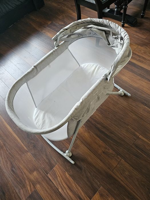 Łóżeczko kołyska KINDERKRAFT LOVI moskitiera szary