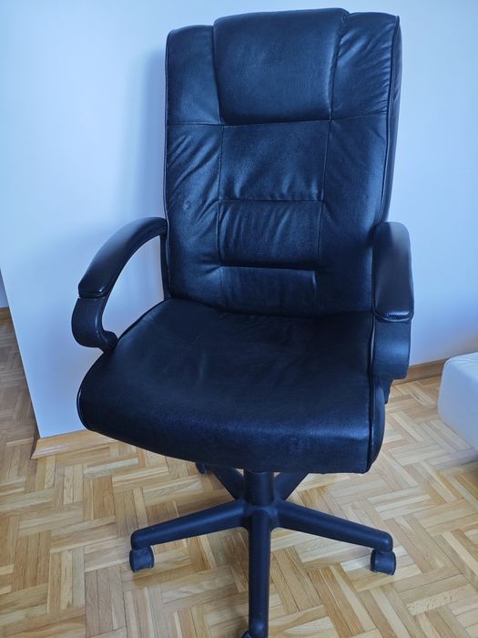Skórzany fotel biurowy Sigma