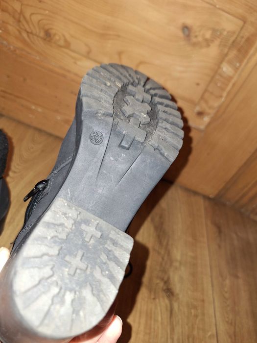 Buty zimowe ocieplone roz 39
