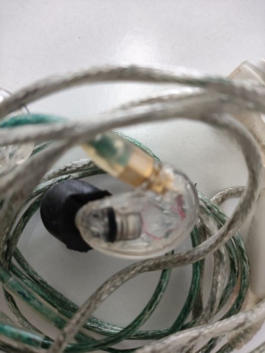 Vendo in ears Shure SE 215