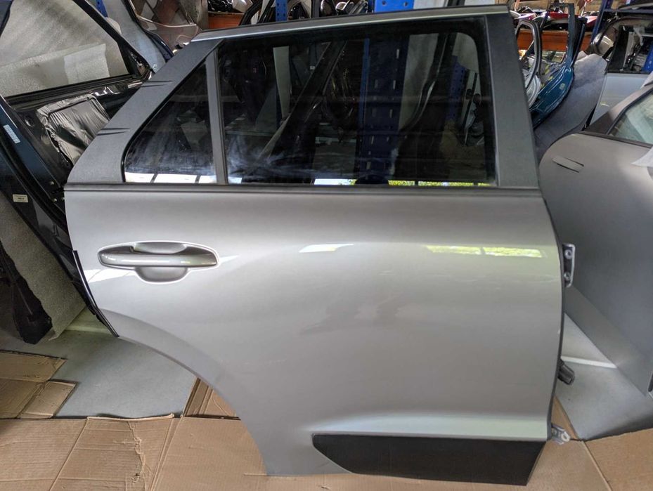 Двері KIA NIRO EV 2  колір KLG авторозбірка NIRO 2