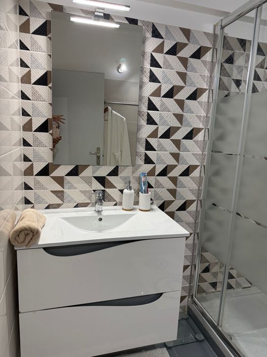 Compartilho Quarto em T3