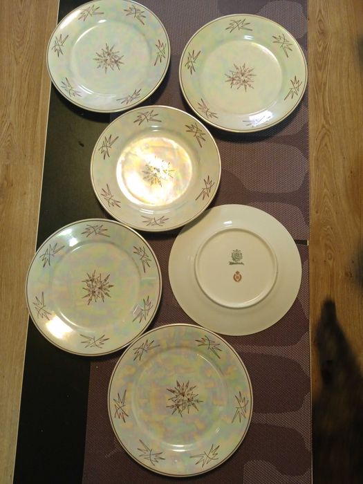 Продам тарелки, перламутр из сервиза гдр , 6 шт.