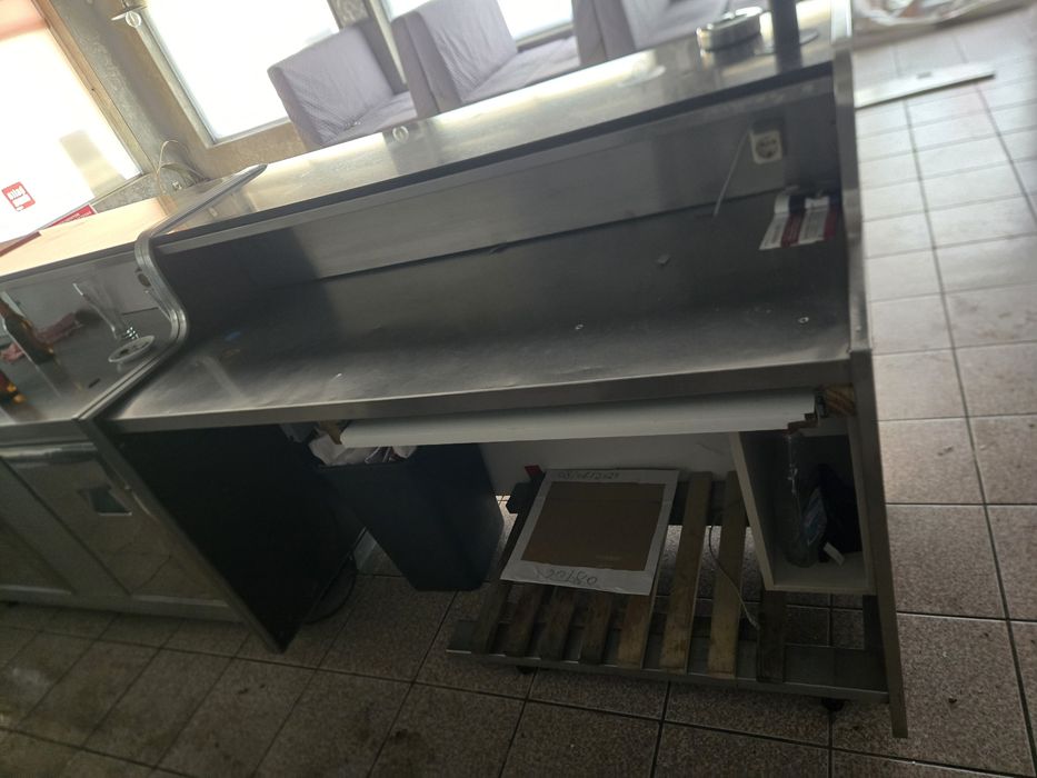 Balcões e vitrine refrigerados