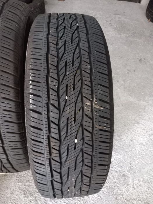 2 pneus 265/70R17 Continental seminovos