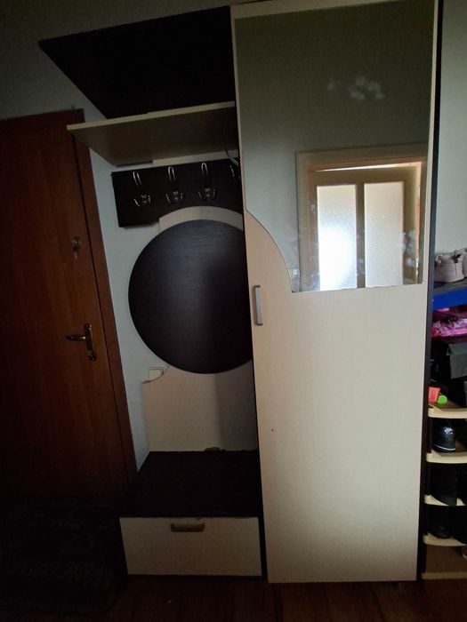 Прихожа у коридор/ Шафа /Комод