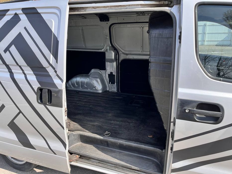 Грузоперевозки по місту.