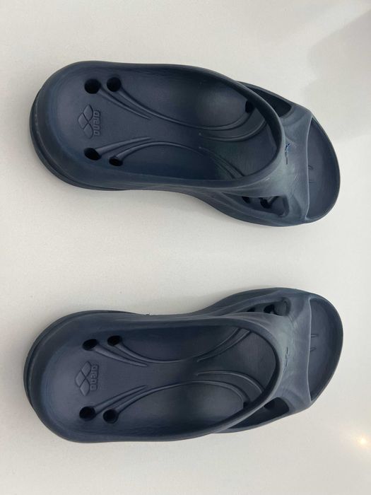 chinelos criança praia - piscina marca ARENA nº36