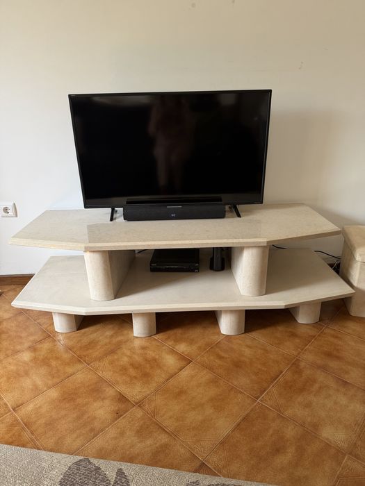 Movél tv em mármore
