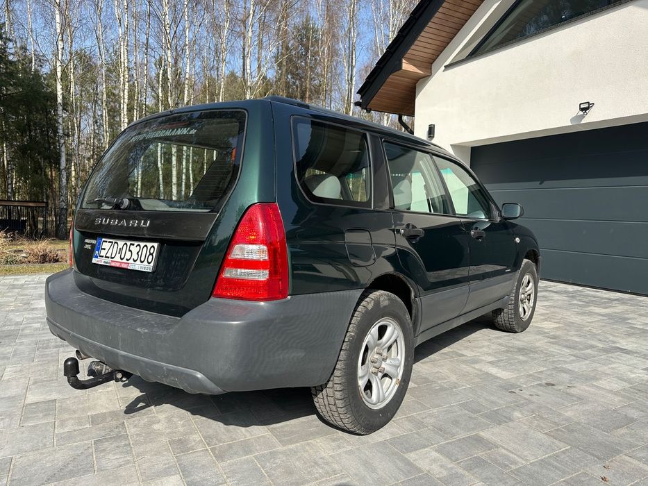 Subaru Forester 4x4 4WD oryginalny lakier z Niemiec bez rdzy
