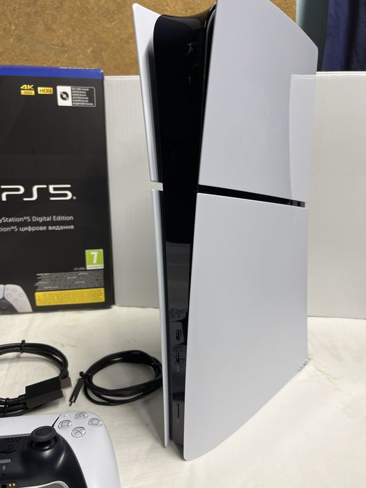 Продам Sony Playstation 5