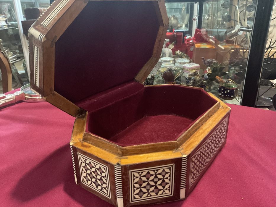 Caixa Sirian moorish inlaid de madre pérola 21x15x08 cm mosaic estilo