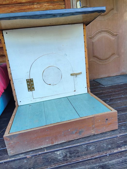 Buda dla kota lub małego psa