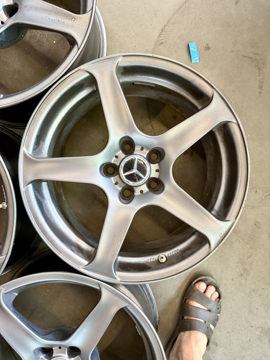 Диски r17 5x112 et35 8j 4шт