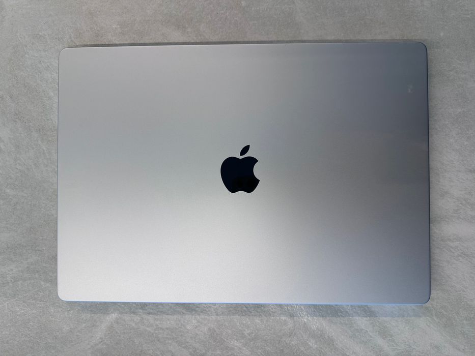 Apple Macbook M2 Pro - 16 polegadas - 16GB - 512GB - US
