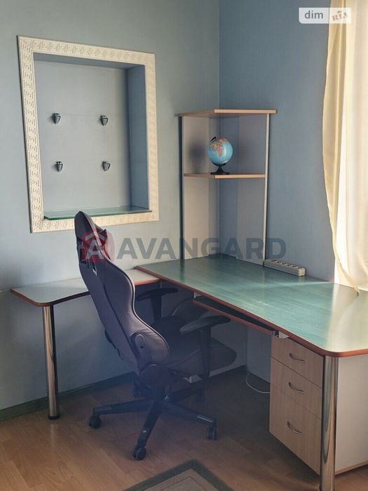 Продаж будинку в самому центрі міста.