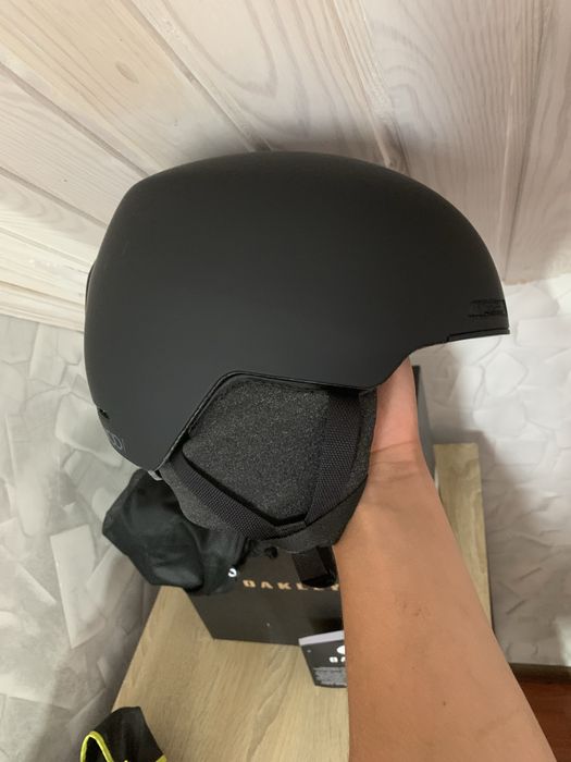 Гірськолижний шолом oakley mod 1