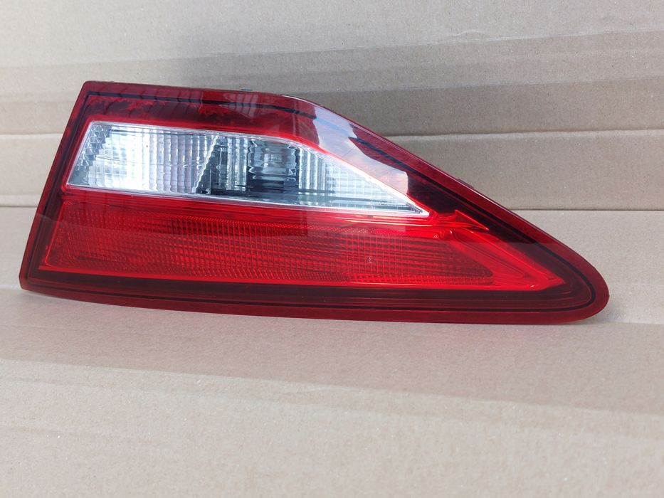seat leon iii 5f hb lampa prawy tył w klapę zwykła 5f0945094j oryginał
