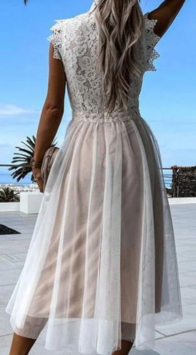 Nowa suknia koktajlowa MIDI z koronką