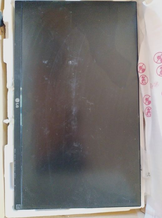 Монітор LG 27" (бита матриця)