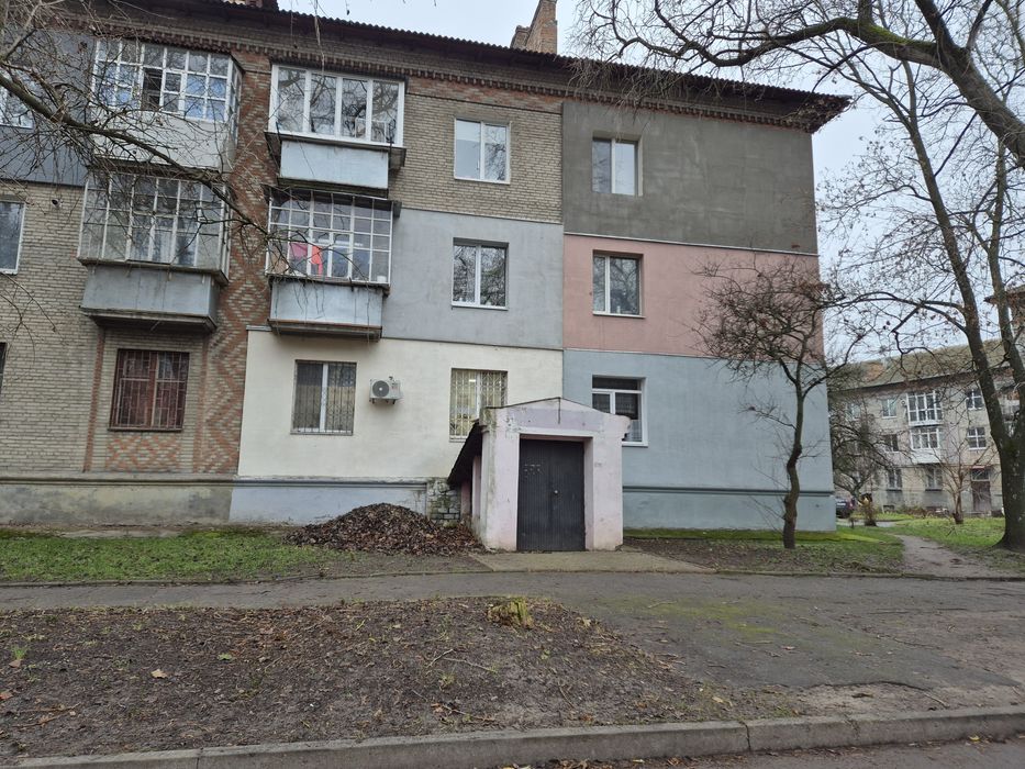 Приміщення біля Міського будинку культури