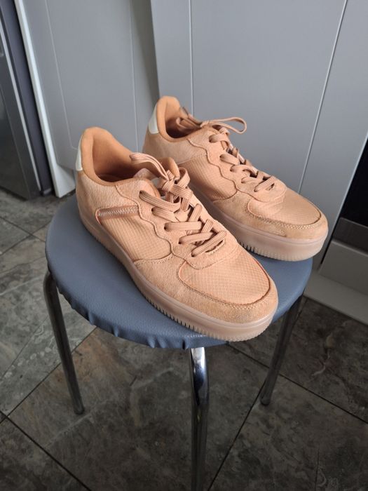 Buty  sportowe 41