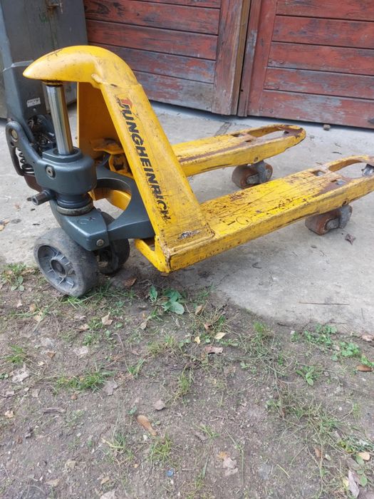 Paleciak ręczny Jungheinrich 80 cm