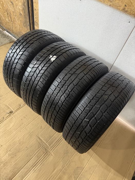 Резина зимова  Continental 215.60 R16 95V