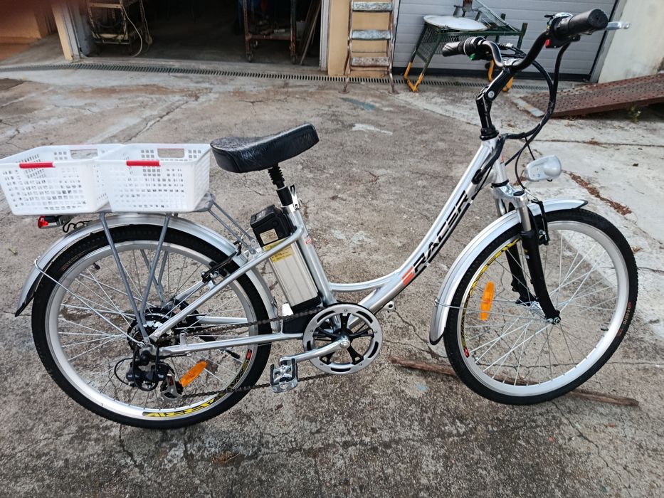 Bicicleta elétrica 36v roda 26 7 velocidades.