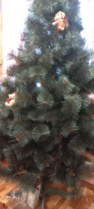 Ёлка (сосна).искусственная.