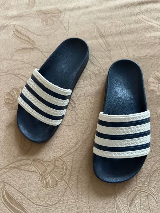Тапочки Adidas оригинал Размер 39